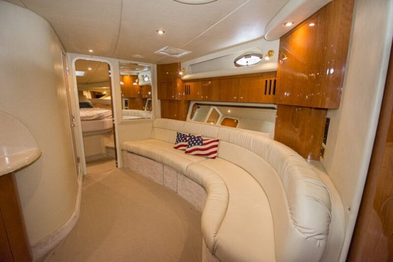 Miami Beach: Private Yacht Rental with Captain and Champagne - Who Is This Tour Best For?