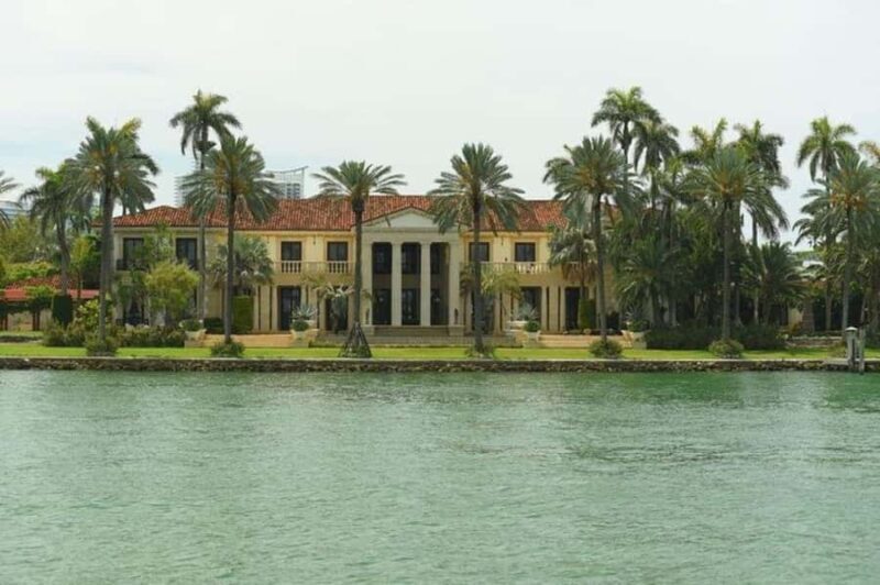 Miami: Biscayne Bay Boat Cruise with Transportation - What to Expect During the Tour