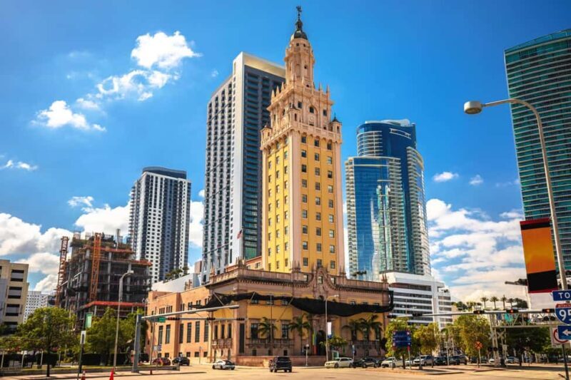 Miami Downtown Highlights Private Guided Walking Tour - A Closer Look at the Tour Itinerary