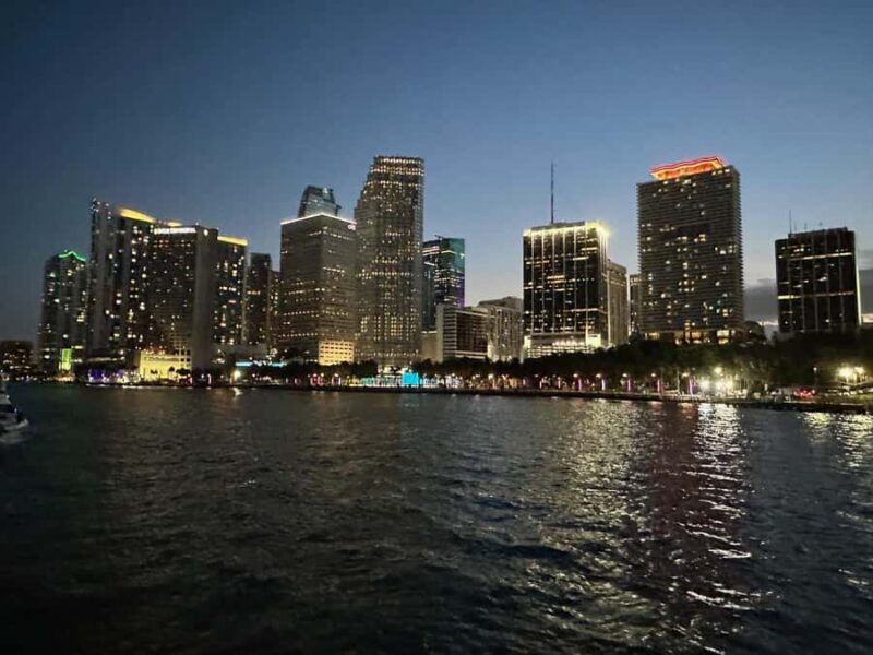 Miami Evening Sunset Cruise Millionaire Homes+Skyline Lights - FAQ