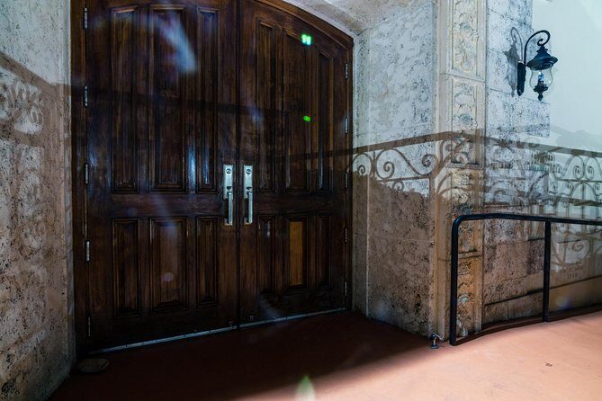 Miami Haunted South Beach Walking Ghost Tour - Who Should Consider This Tour?
