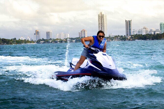 Miami: Jet Ski Tour of Biscayne Bay from Bayside Marketplace - Key Points