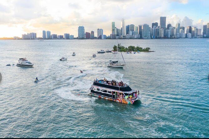 Miami Millionaire Mansions Boat Tour: Sightseeing Cruise - Key Points