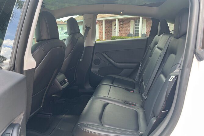 Miami or Fort Lauderdale Airport Pick Up or Drop Off - Who Is This Service Perfect For?