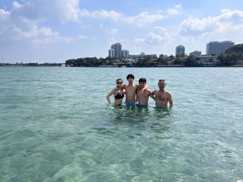 Miami Party Yacht for 34PP Bachelorette party Birthday party - The Pros and Cons