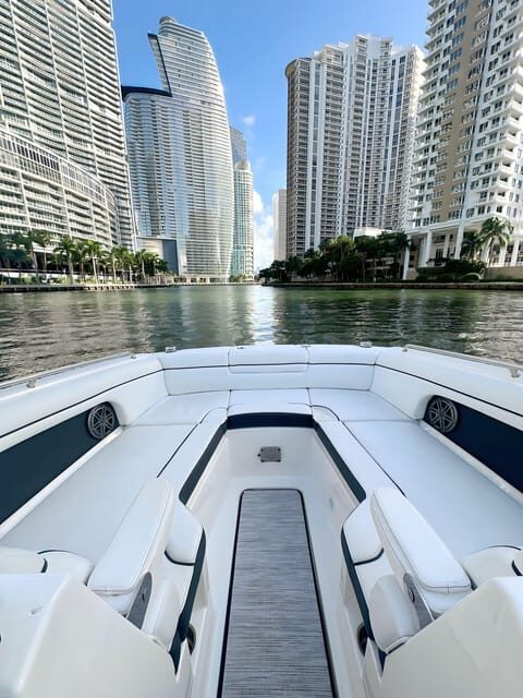 Miami: Private Boat Charter Guided and Tailored Experience - Key Points