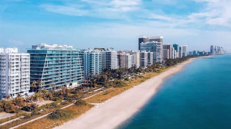 Miami: Private Luxury Airplane Tour with Champagne - Authentic Perspectives from Travelers