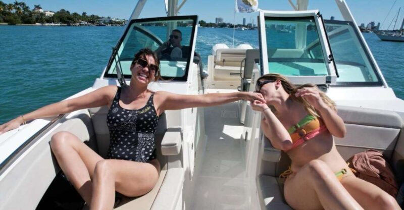 Miami: Private Star island, Miami Skyline & Miami River Tour - Key Points