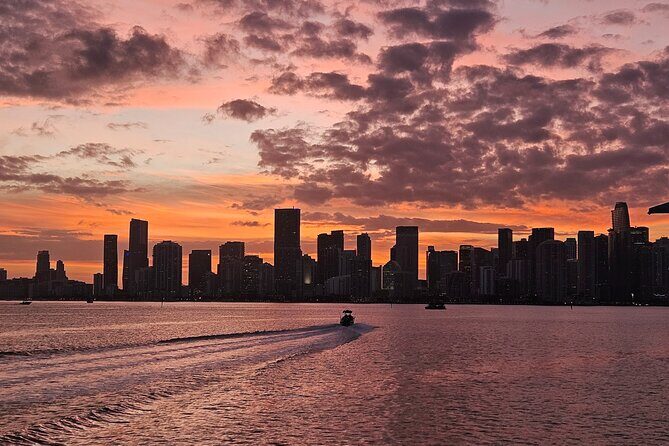 Miami Private Sunset Speedboat for up to 6 People - Who Will Love This Tour