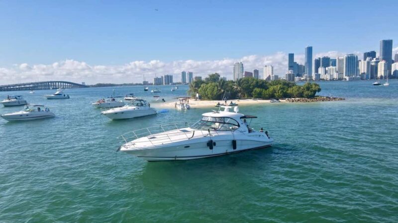 Miami: Private Yacht Charter - Miami: Private Yacht Charter — A Deep Dive into the Waterway Experience