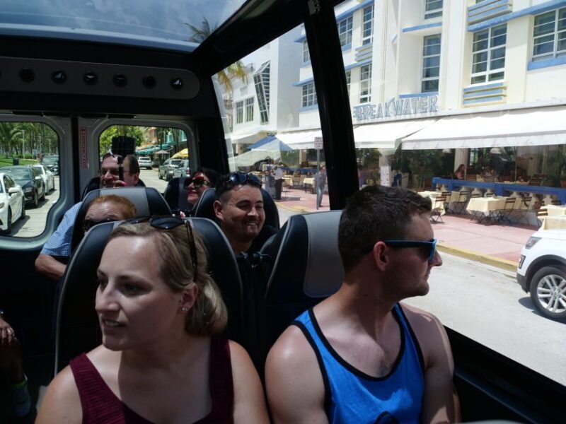 Miami Sightseeing Tour in a Convertible Bus (French) - FAQs