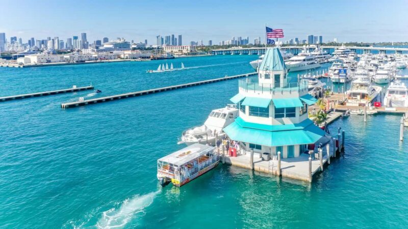 Miami: Skyline Boat Cruise, Millionaire homes & Miami Beach - Value for Money