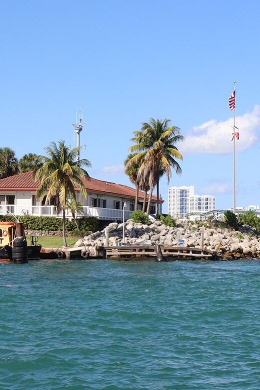 Miami Skyline Cruise of Millionaire Homes on Biscayne Bay - Who Is This Tour Best For?