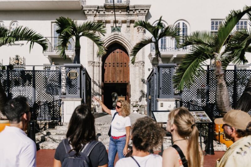 Miami: South Beach Art Deco Walking Tour - The Guide and Tour Format