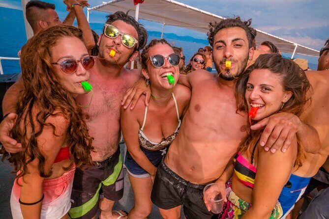 Miami Spring Break Party Boat with Live DJ and Open Bar - Who Will Love This Experience?