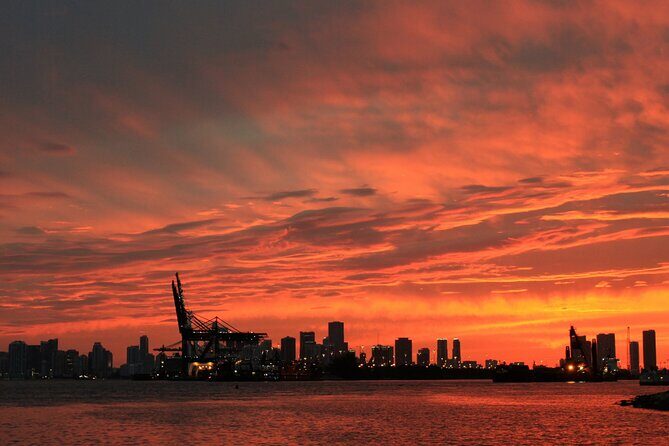 Miami Sunset and Skyline Cruise - An In-Depth Look at the Miami Sunset & Skyline Cruise
