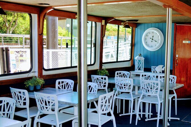 Mid-Afternoon Sightseeing Cruise: 2:30pm-4pm (90min) - Discovering Brisbane from the Water