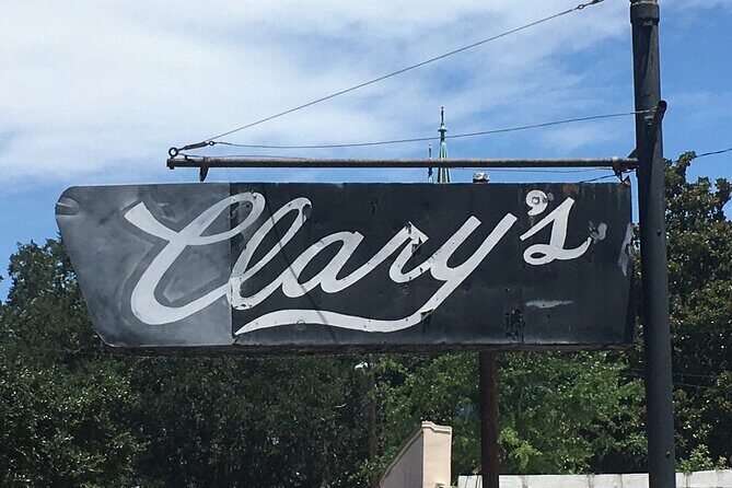 Midnight in the Garden of Good and Evil Walking Tour - Who Should Consider This Tour?