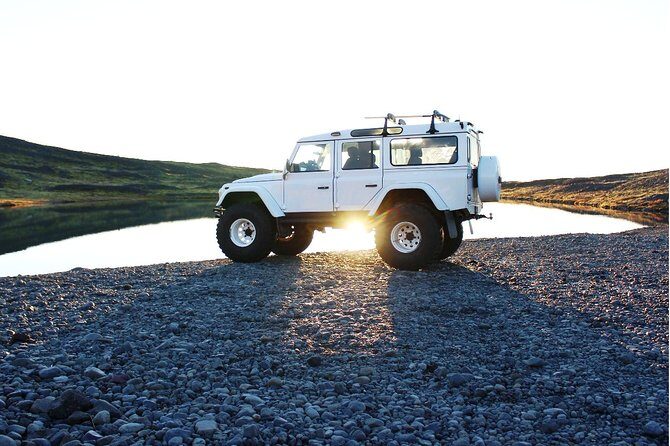 Midnight Sun Golden Circle Tour from Reykjavik - Key Points