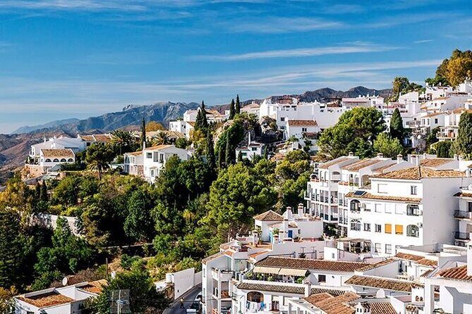 Mijas: Panoramic city tour with an electric Tuk Tuk - Practical Details