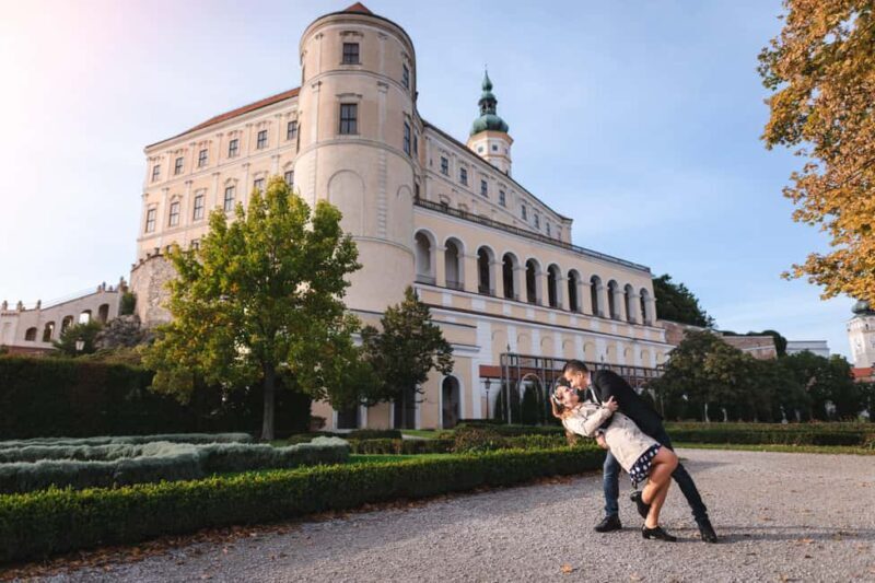 Mikulov: Private Photoshoot with a Professional Photographer - Key Points