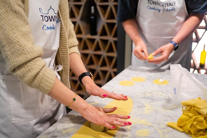 Milan Culinary Experience: Pasta & Gelato or Tiramisù Class - Sauces, cheese, and seasonal choices