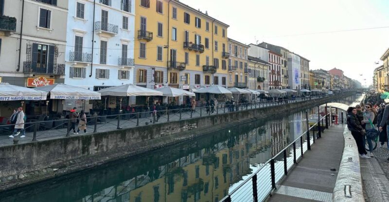 Milan: Downtown Food Tour of 7 Tastings with Risotto & Wine - Key Points