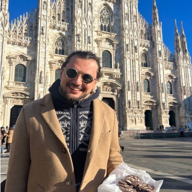 Milan: Downtown Food Tour of 7 Tastings with Risotto & Wine - The Experience: Pros and Cons