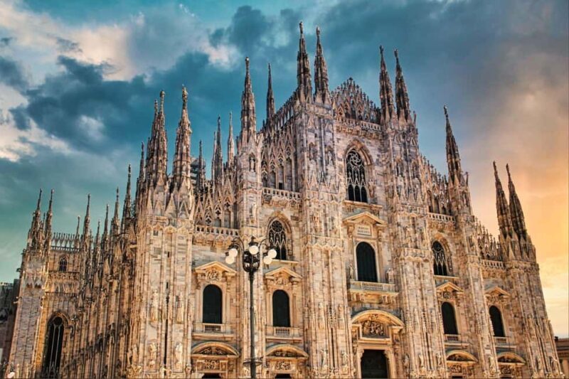 Milan: Duomo Ticket incl. Terrace by Lift & Audio Tour - Key Points