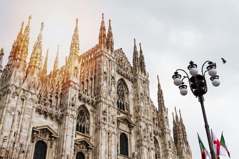 Milan: Duomo Tour with Priority Entry & Rooftop Access - The Experience: What to Expect on the Tour