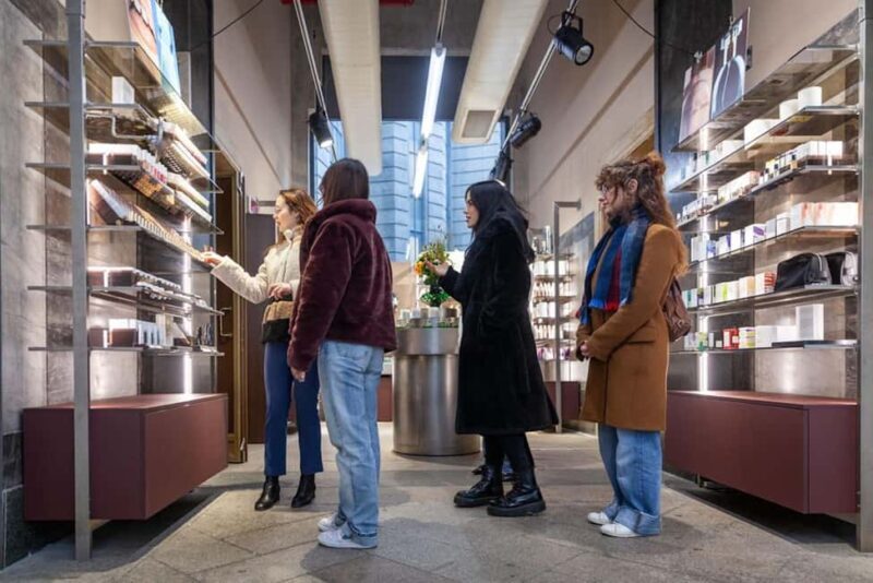 Milan: Fashion and Beauty Walking Tour With Expert Designer - A Walk Through Milan’s Chic Streets