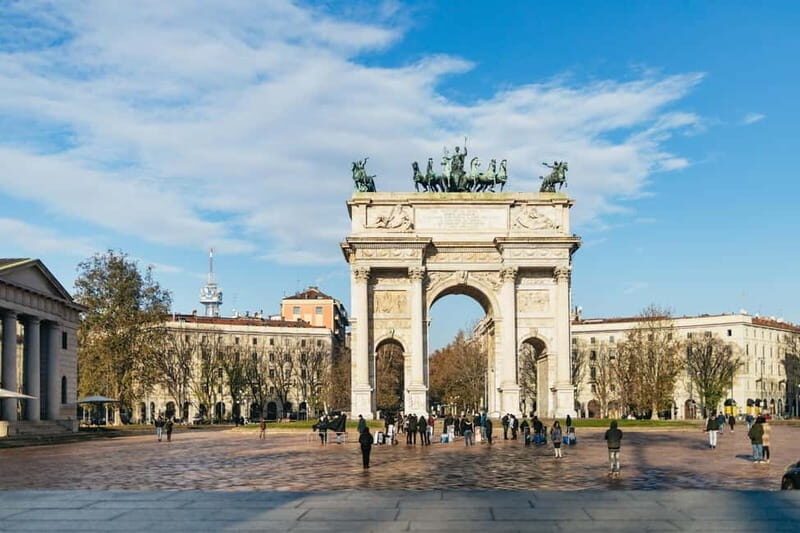 Milan: Hidden Gems Guided Bike Tour (ENG, NL) - Key Points