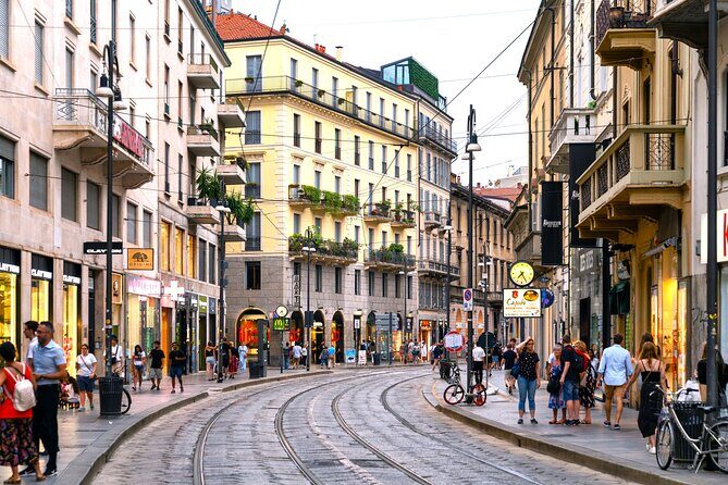 Milan Local Fashion Designers Shopping Tour with a Stylist - Wrapping it Up