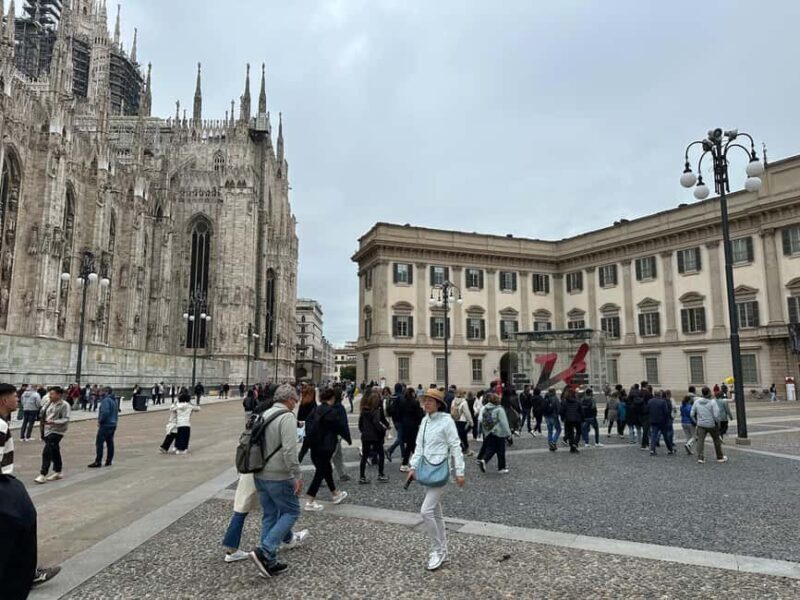 Milan: Main Highlights Walking Tour - Key Points
