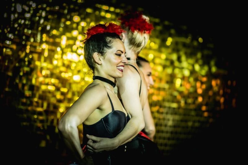 Milan: Maison Milano Dinner and Show - Key Points