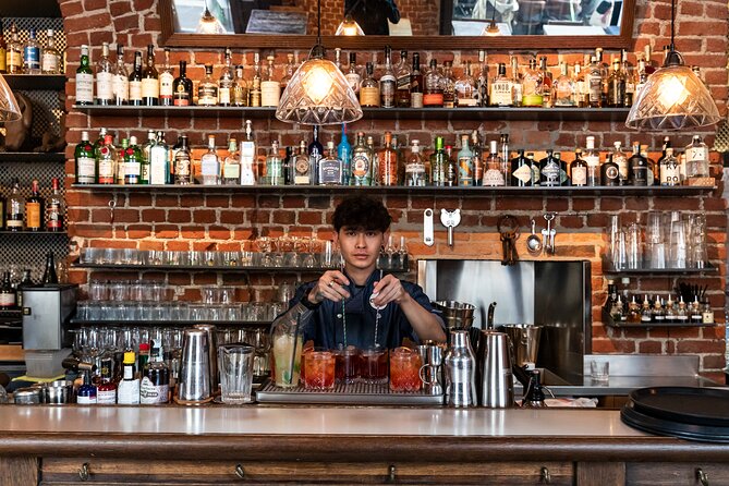 Milan: Navigli Food & Drinks Tour with Eating Europe - Pacing and Comfort: Walking, Then Sitting