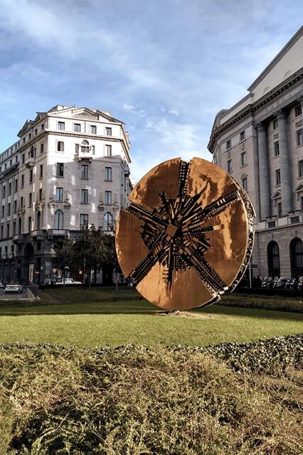 Milan Postcard Viewpoints Walk with Locals - Travel Bloggers - Key Points