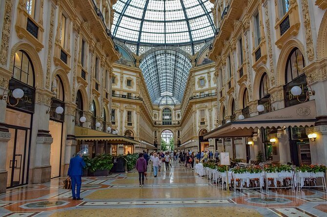 Milan: Private walking tour & Aperitif - Who Should Consider This Tour?