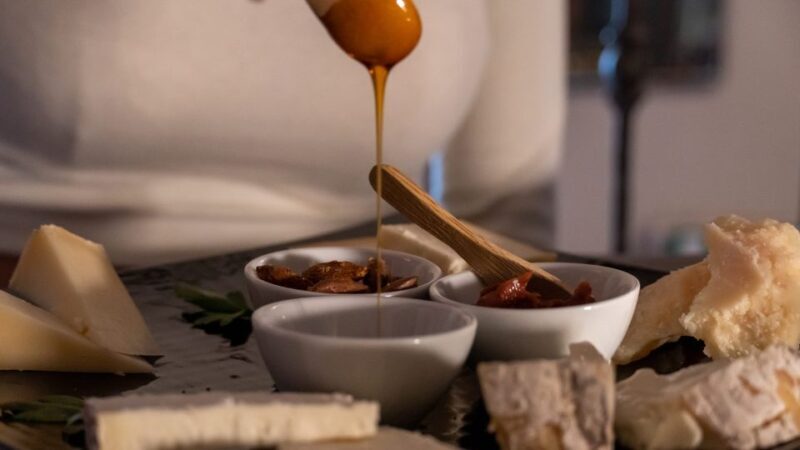 Milan: Wine Tasting Experience in the City Centre - The Atmosphere & Location