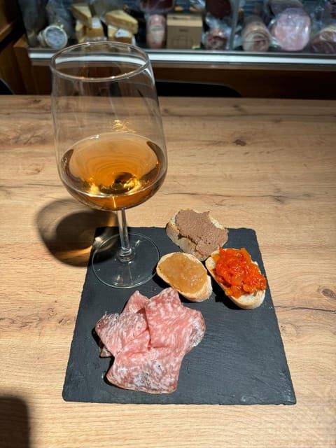 Milano Audio Guided Tour with Food Tasting box - The Real Traveler Experience