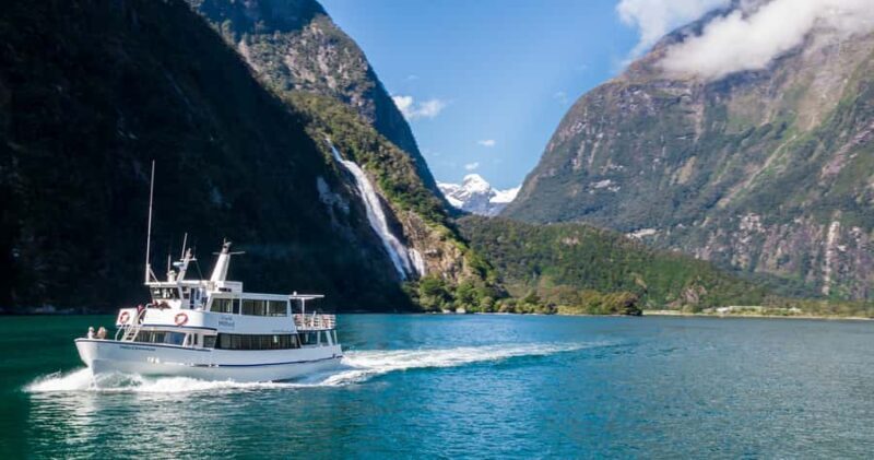 Milford Sound: Boutique Small-Boat Cruise - An Honest Look at Milford Sound Small-Boat Cruises