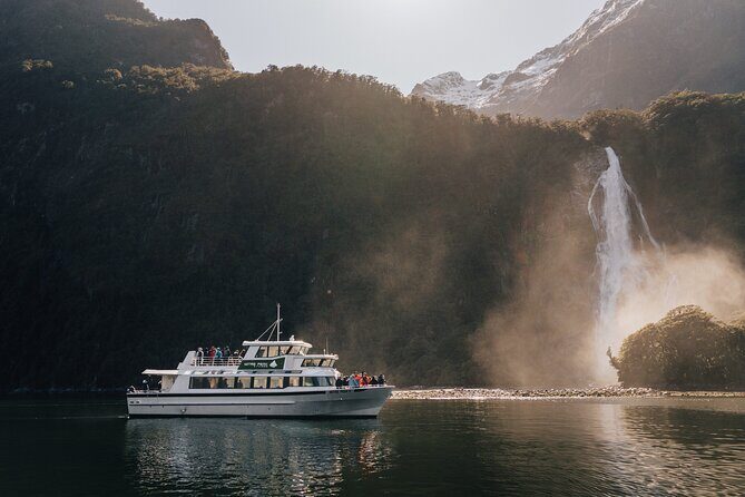 Milford Sound Cruise with Round-Trip Flights from Queenstown - Authentic Perspectives from Travelers