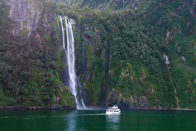 Milford Sound Day Tour with Scenic Cruise from Queenstown - The Weather Factor and Flexibility