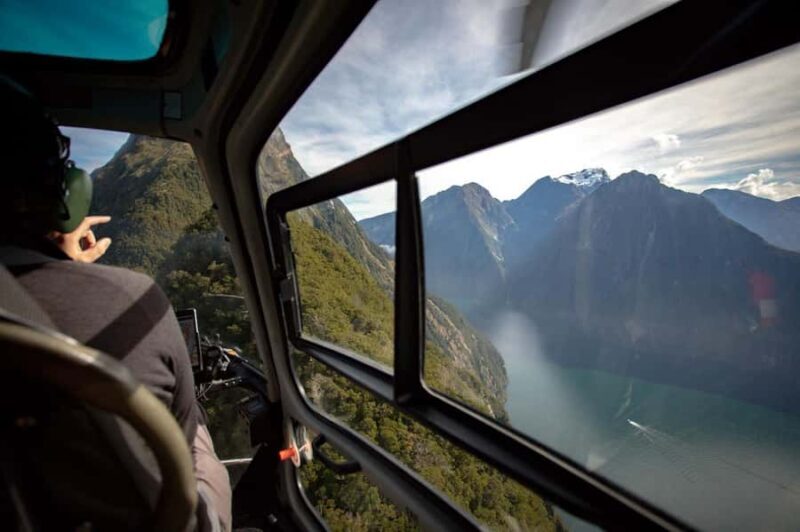Milford Sound Heli | 1.5hr with Alpine & Earnslaw Landing - Key Points