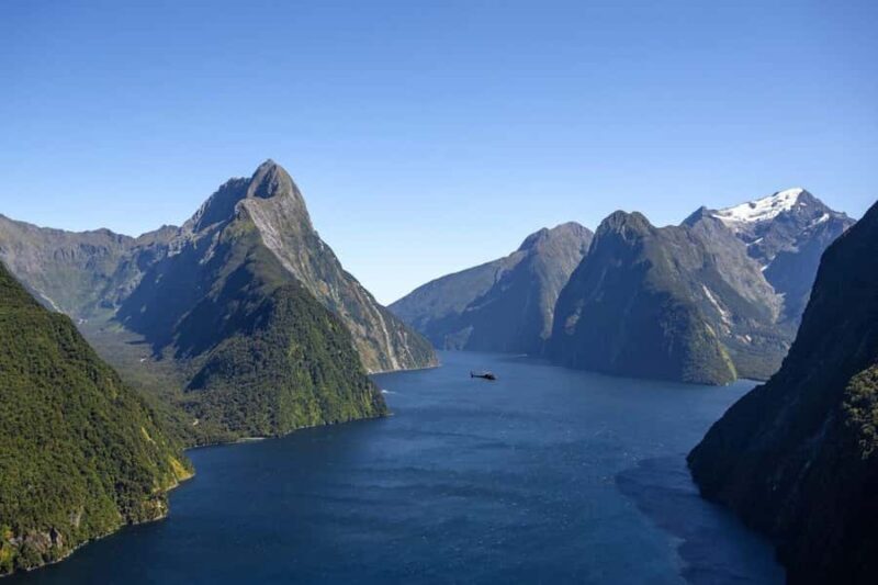 Milford Sound Heli | 1.5hr with Alpine & Earnslaw Landing - The Earnslaw Burn Landing