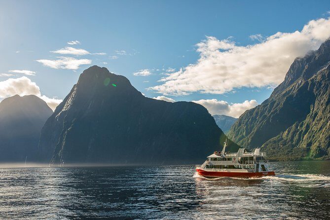 Milford Sound Premium Coach & Cruise from Queenstown with Lunch - Additional Activities and Stops