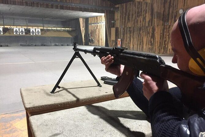 Military Guns Shooting Experience with GunMates Bratislava - Authentic Feedback from Participants