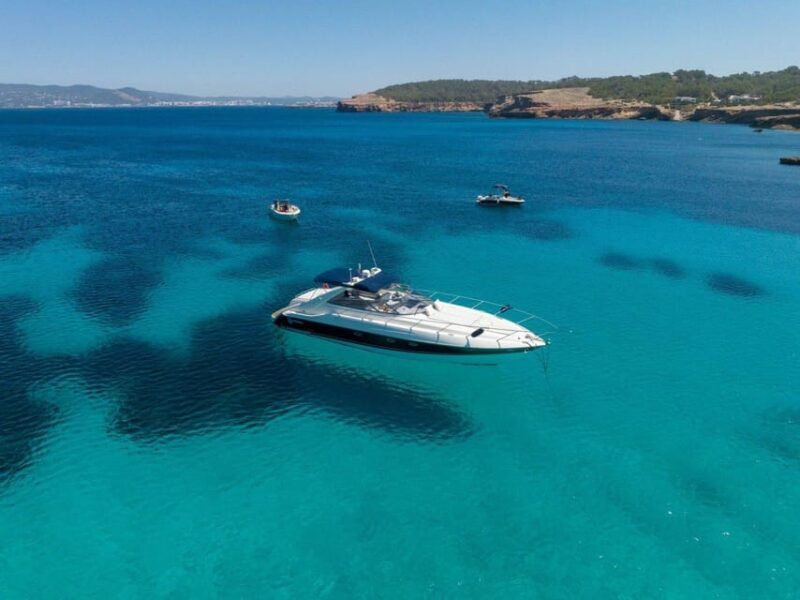 Milos : Kleftiko Half Day Semi Private Power Yacht Cruise - Key Points
