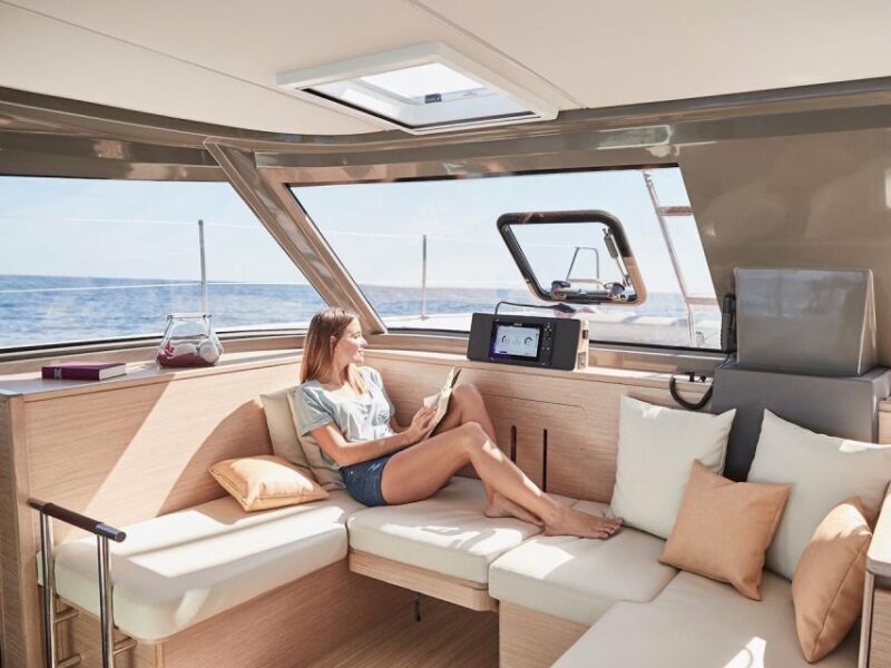 Milos: Private Half-Day Catamaran Cruise to Kleftiko Bay - Key Points