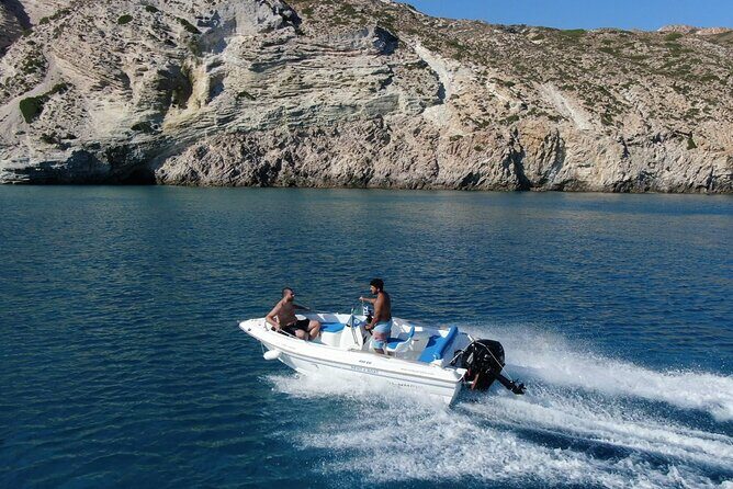 Milos: Rent a boat without License - What’s Included and What to Expect